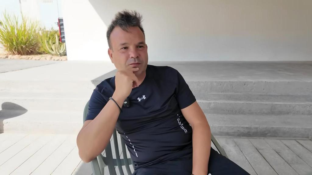 José Elías durante una entrevista.