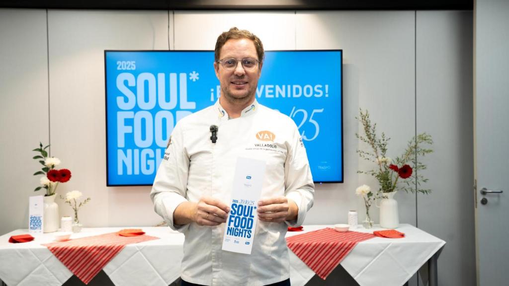 El chef Teo Rodríguez durante la cena solidaria.