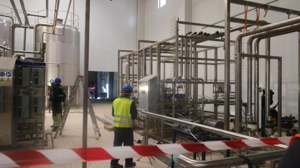 Construcción de la nave de líquidos de BonÀrea en Épila