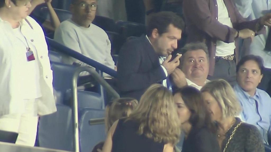 Fernando Roig Negueroles, en el palco de La Cerámica.