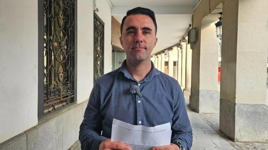 El concejal del PSOE en el Ayuntamiento de Guadalajara Juan Flores.