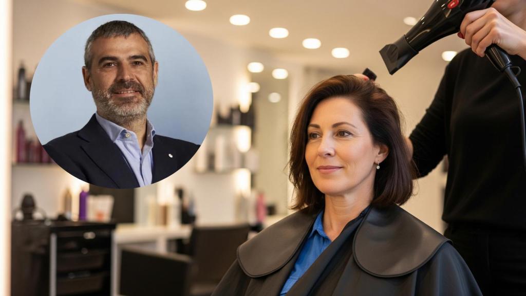 Montaje de Miguel Capel con una mujer en la peluquería en una imagen creada con IA.