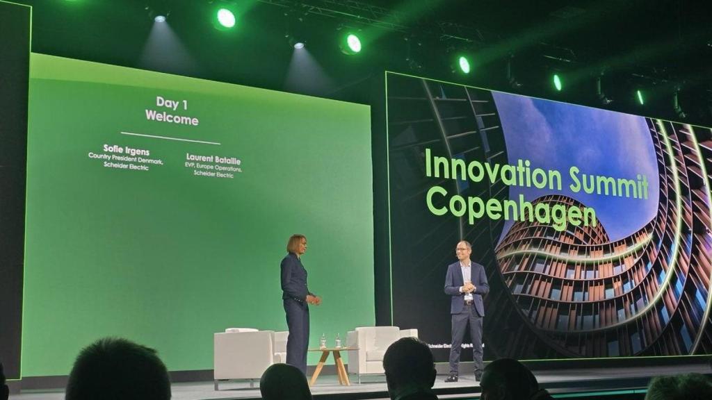 Presentación del Innovation Summit Schneider Electric en Copenhague (Dinamarca).