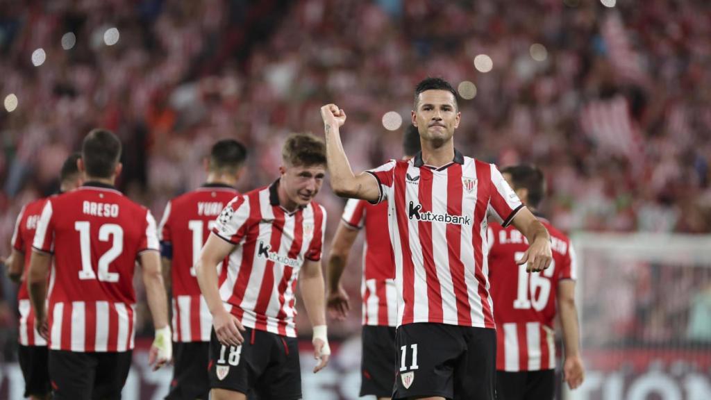 Guruzeta celebra un gol con el Athletic.