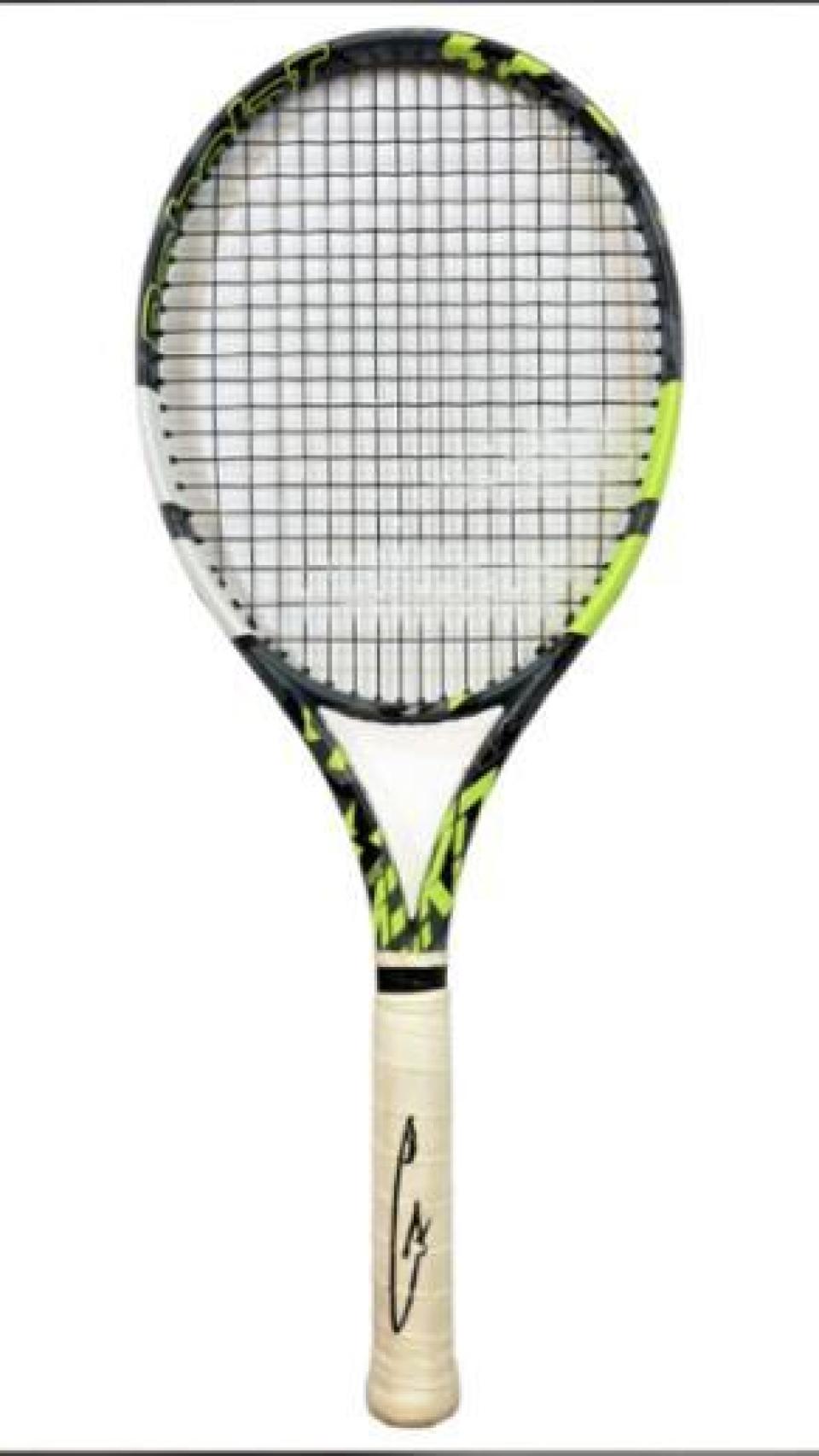 El artículo superó otros importantes objetos del deporte subastados como las raquetas de Williams y Federer.