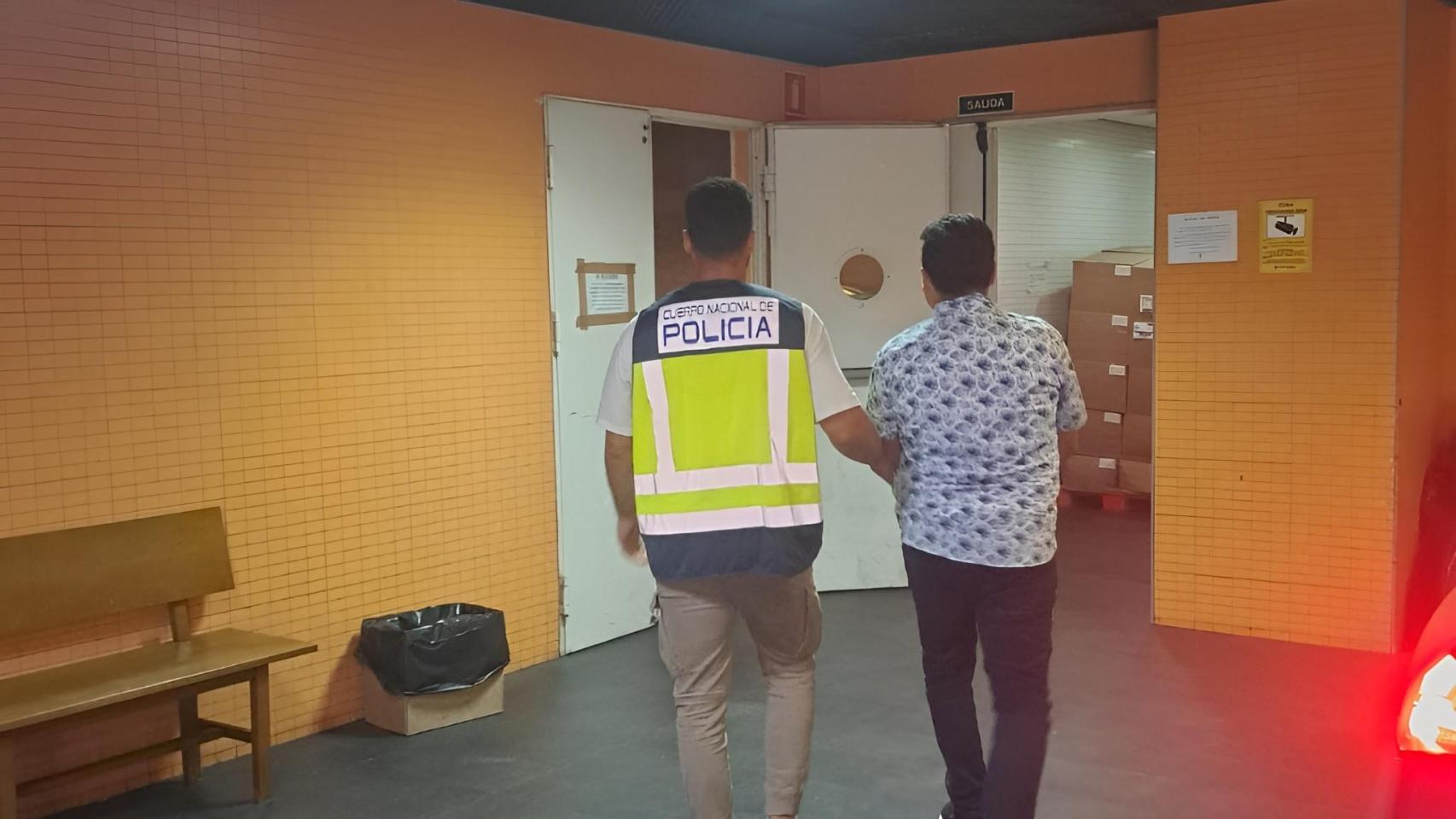 El padre detenido esta semana en Alicante por usar a su hijo.