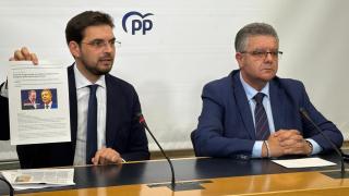 Santiago Serrano y Juan Antonio Moreno Moya en rueda de prensa.