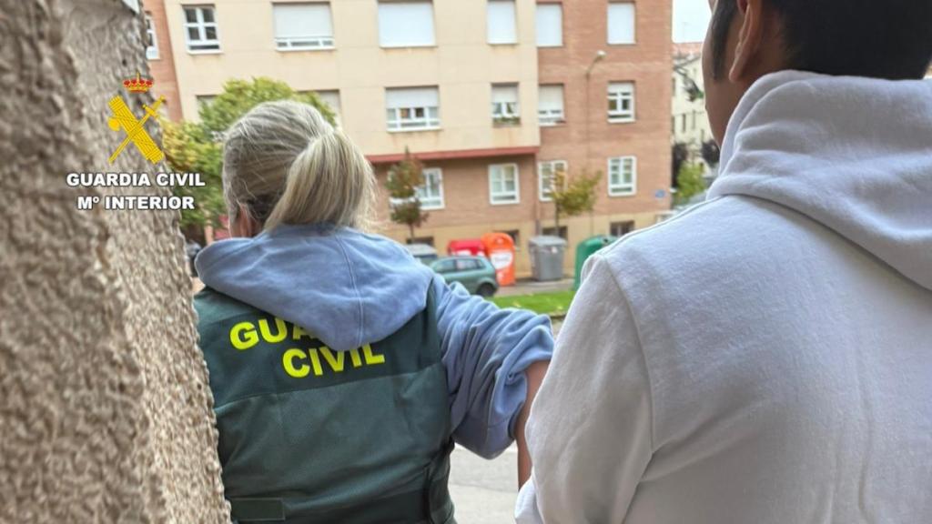 La Guardia Civil detiene a un vecino de Soria por distribuir pornografía infantil