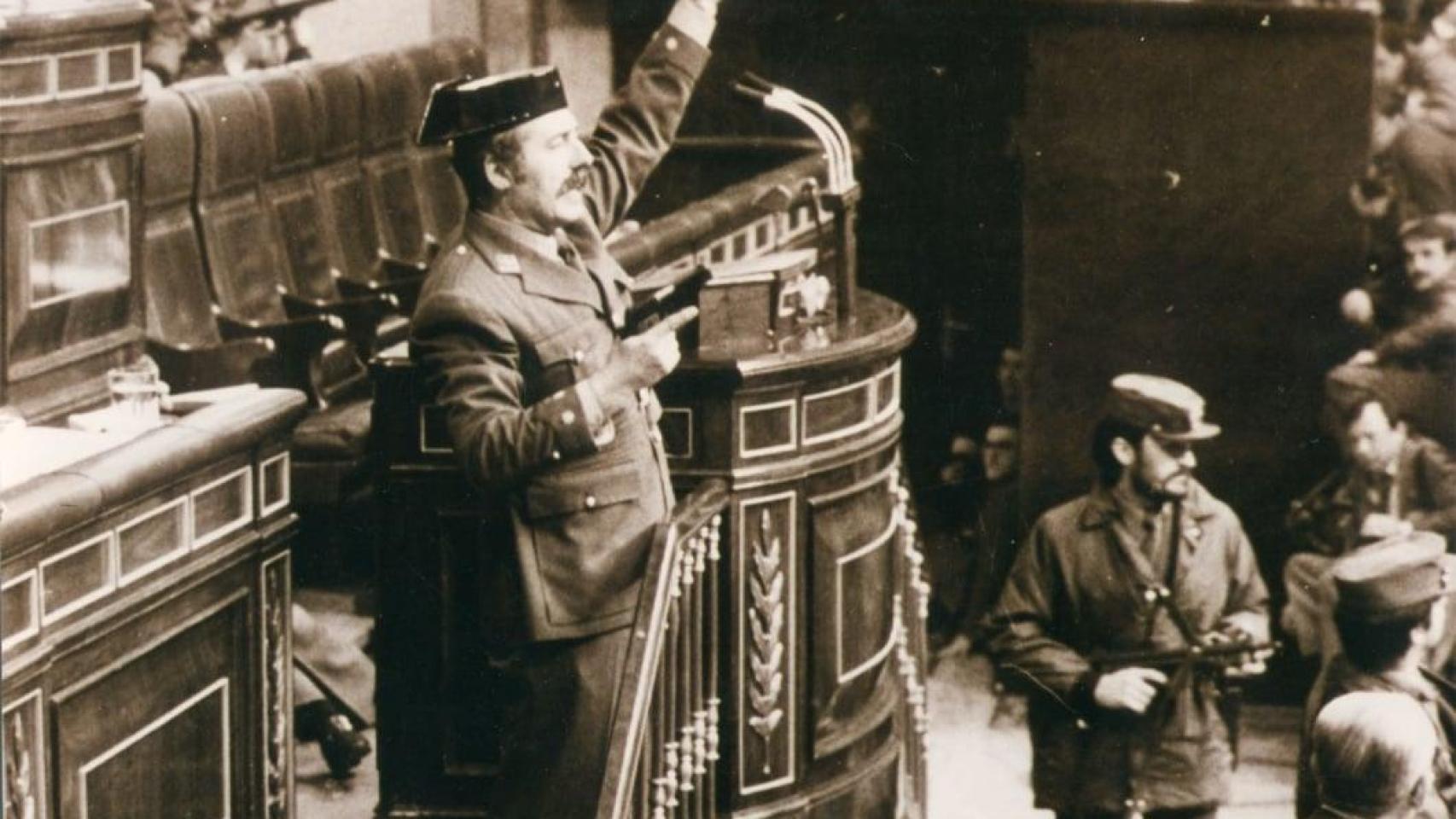 Adolfo Tejero durante el golpe de Estado del 23-F.