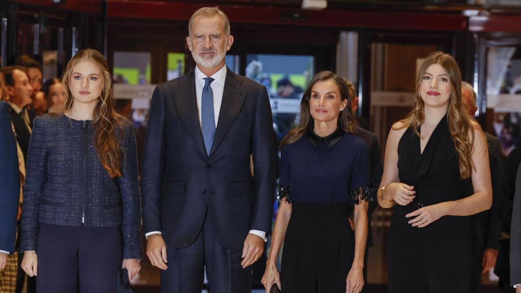 La Familia Real en su entrada al XXXIII Concierto Premios Princesa de Asturias.