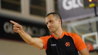 Uros Nikolic, árbitro de la Euroliga.