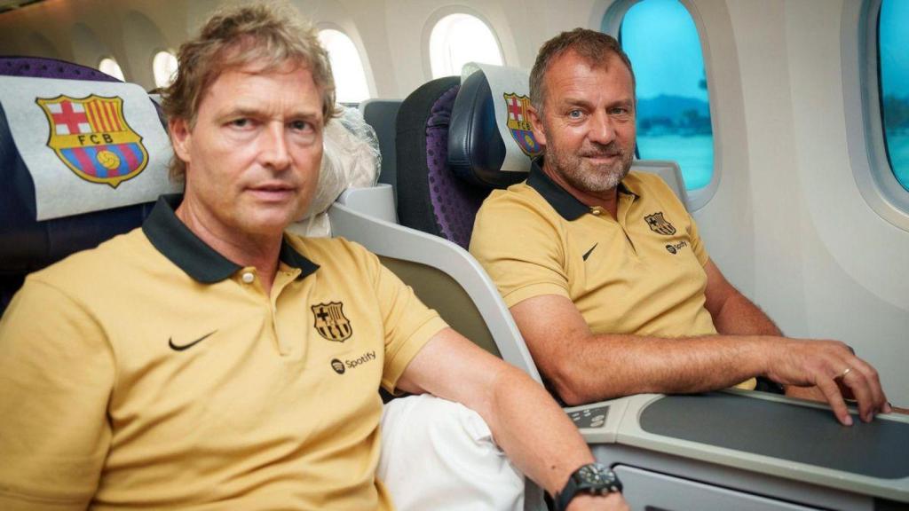 Marcus Sorg, junto a Flick.