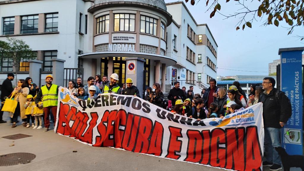 Familias del CEIP de Prácticas vuelven a la calle para exigir una escuela segura y digna