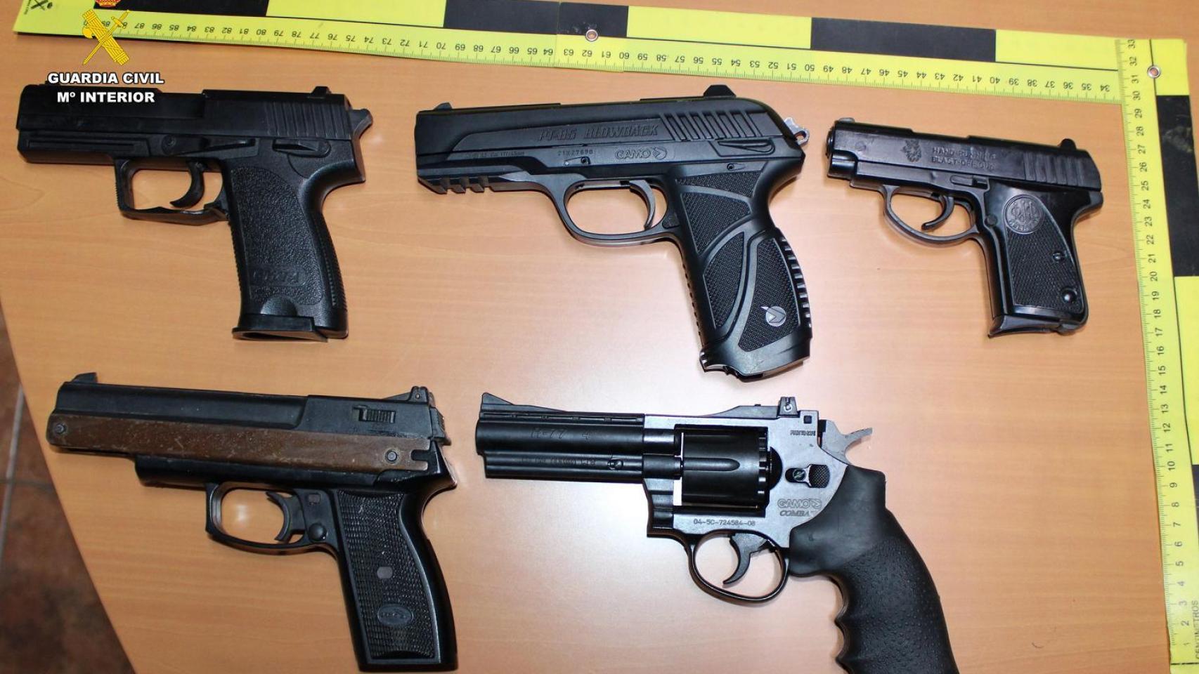 Imagen armas del robo Alcalá del Júcar.