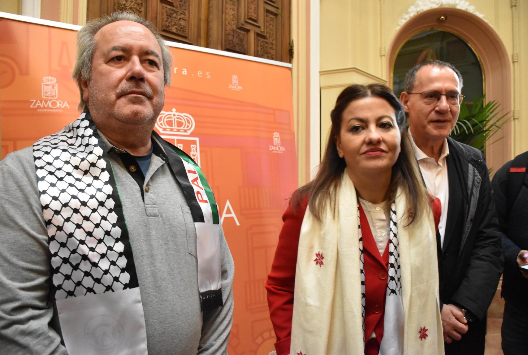 La ministra de Juventud e Infancia, Sira Rego; junto al alcalde de Zamora, Francisco Guarido