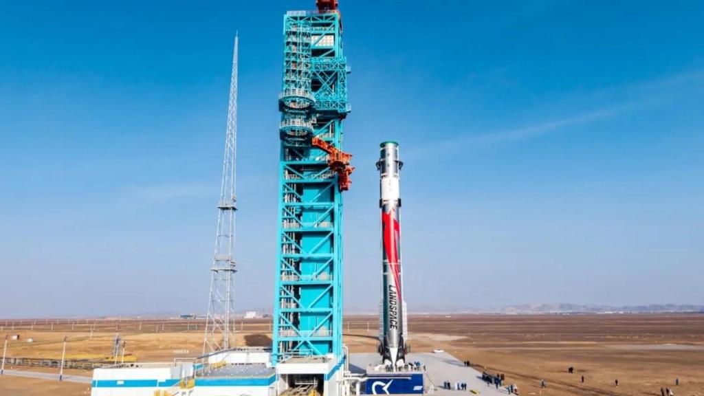 ZhuQue-3 en su plataforma de pruebas.