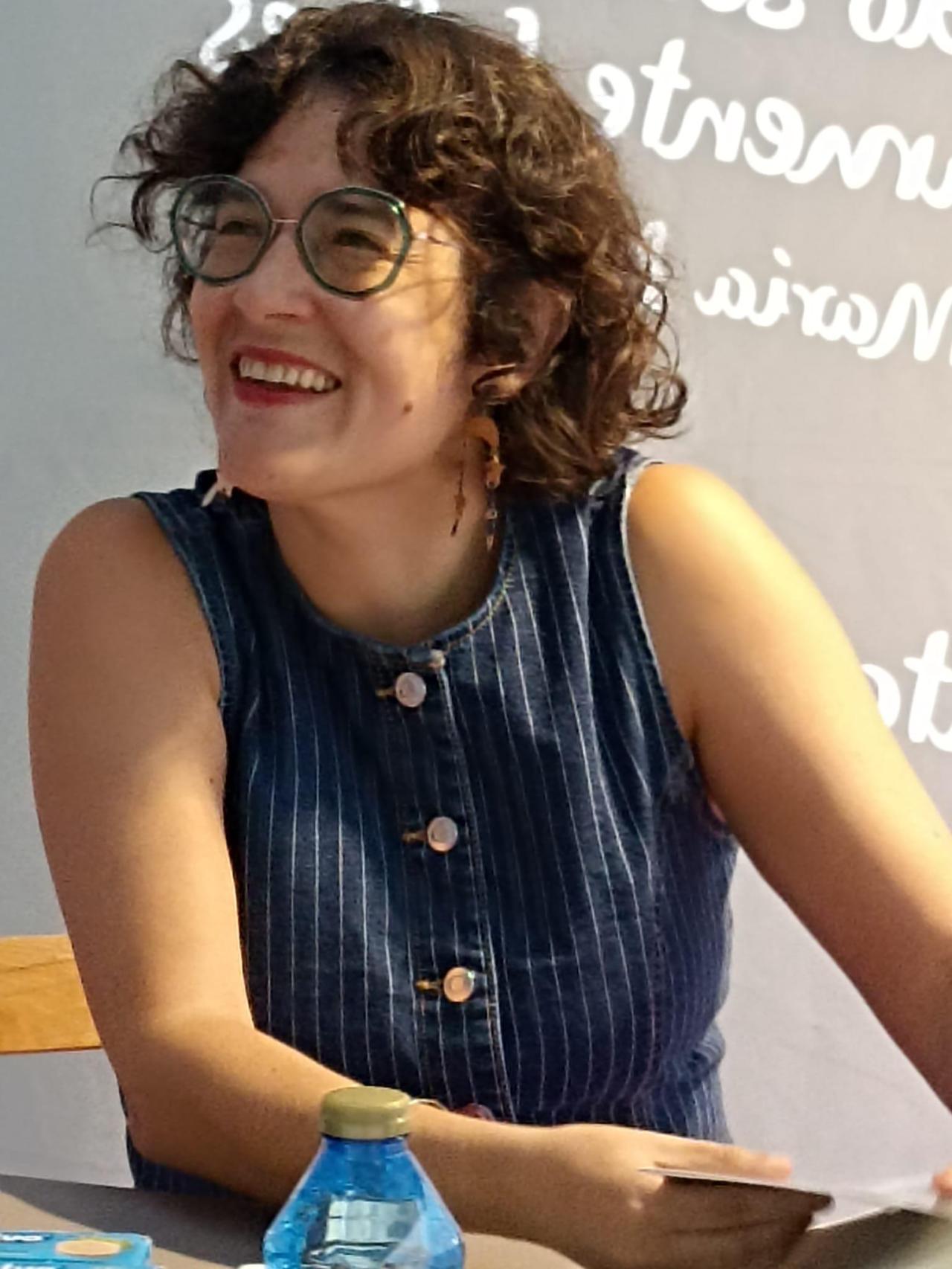 Carmen V. Valiña durante a presentación do libro.