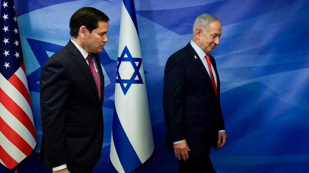 Marco Rubio y Benjamin Netanyahu, primer ministro israelí, durante un encuentro este viernes en Jerusalén.