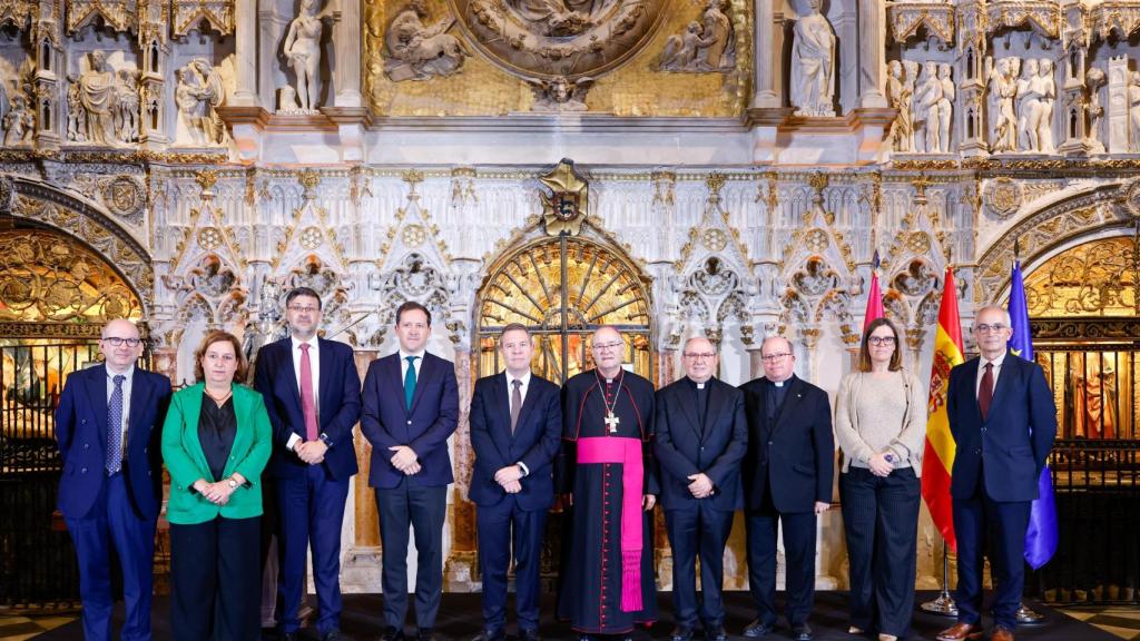 Foto de familia de la presentación de la muestra central del VIII Centenario de la Catedral de Toledo.