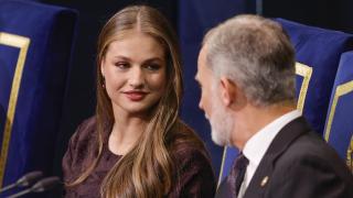 La princesa Leonor y el rey Felipe VI en los Premios Princesa de Asturias 2025.