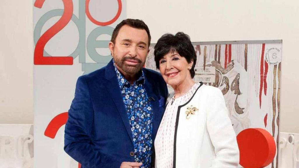 José Manuel Parada en el 20 aniversario de 'Cine de Barrio' junto a Concha Velasco.