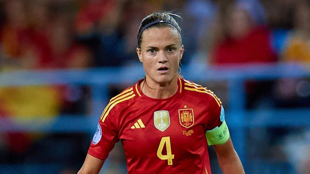 Irene Paredes, con España.