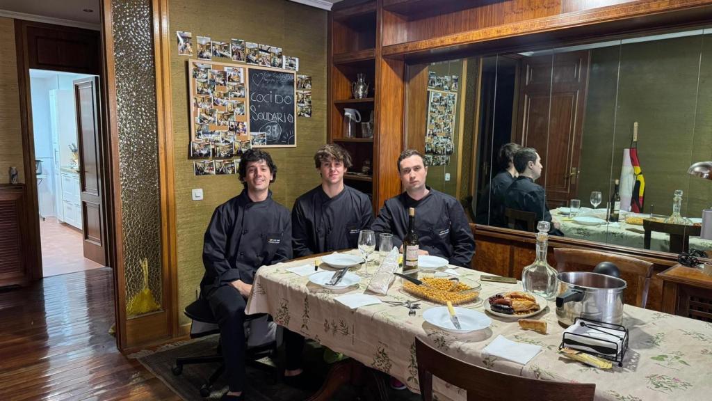 Sergio, Pablo y Dani en un domingo de 'Cocido Solidario'.