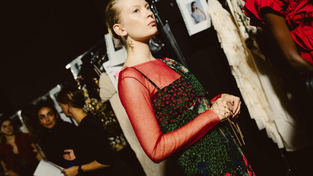 Imagen de 'backstage' del desfile.