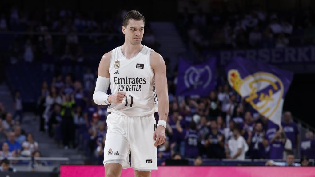 Mario Hezonja, durante un partido con el Real Madrid de baloncesto