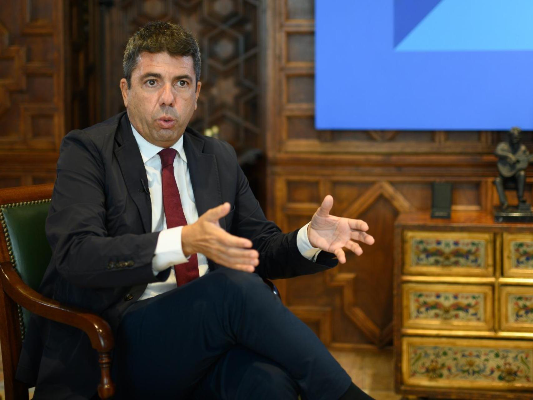 Carlos Mazón, en su despacho del Palau de la Generalitat.