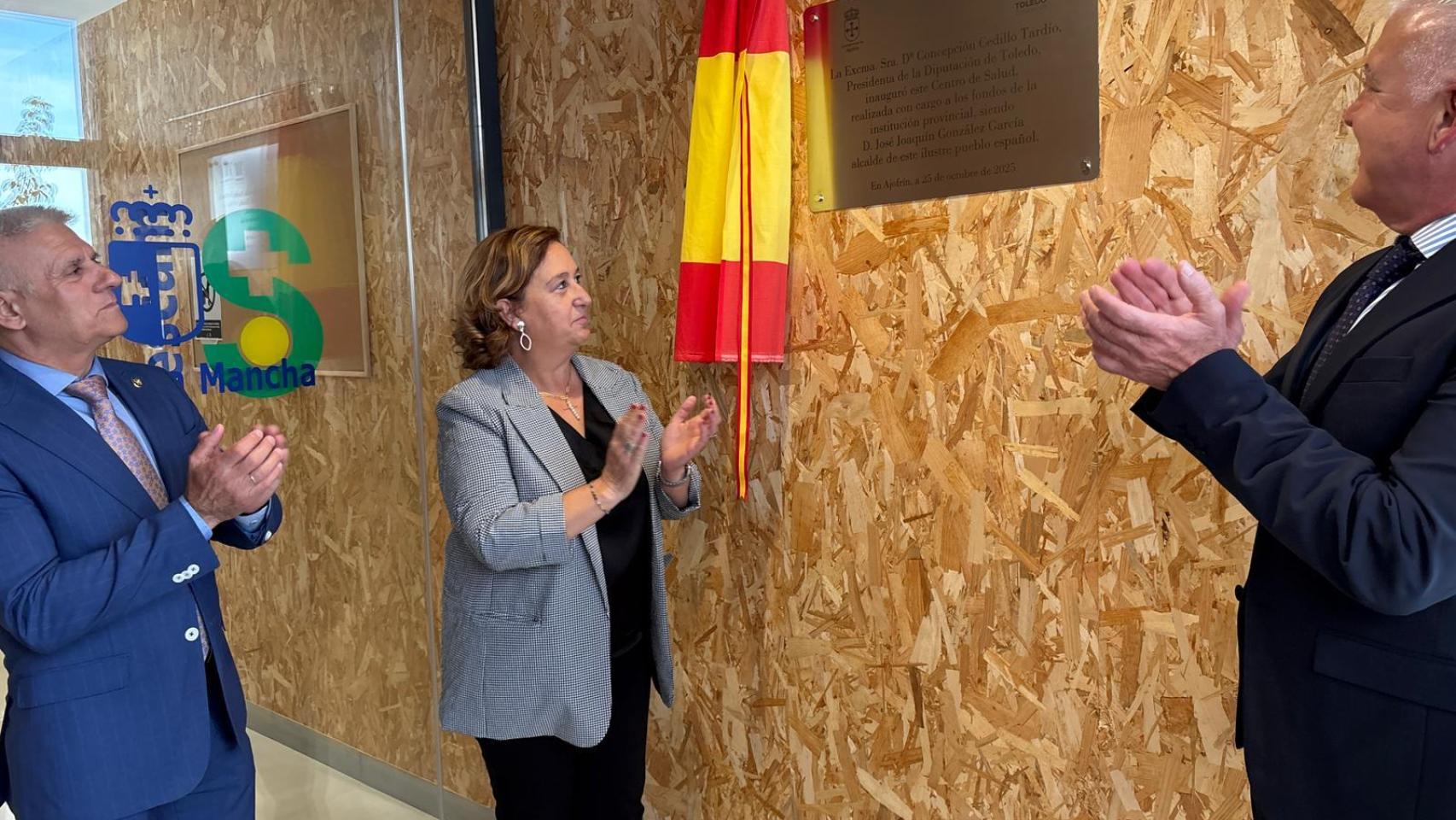 La presidenta de la Diputación de Toledo ha inaugurado el nuevo consultorio de Ajofrín.