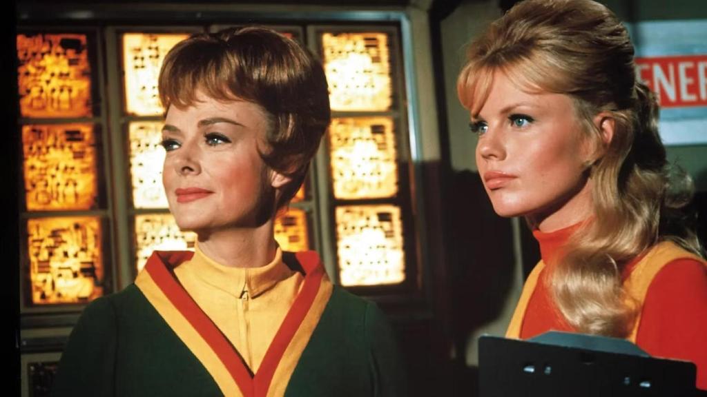 Fotograma de la serie 'Perdidos en el espacio'.