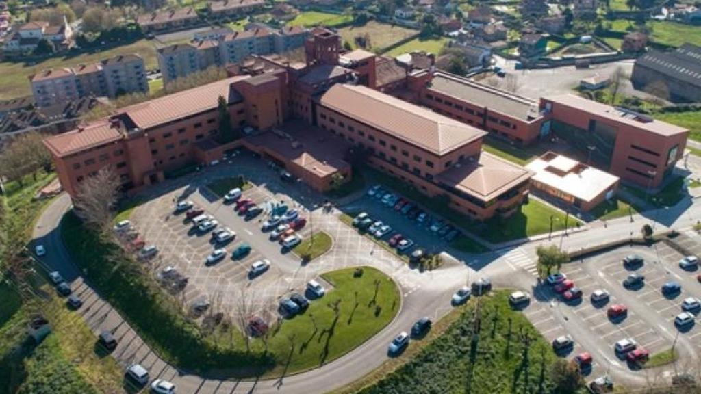 Una vista aérea de la Fundación Hospital de Jove en Gijón al que acudió Mar.