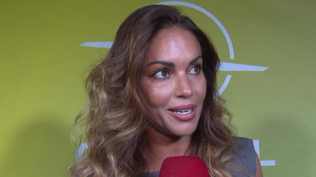 Lara Álvarez ha hablado sobre el bullying que sufrió durante su niñez.