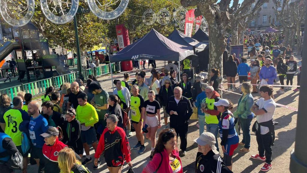 Vigo se vuelca con la esclerosis múltiple en una multitudinaria carrera solidaria