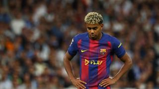 Lamine Yamal, cabizbajo durante El Clásico