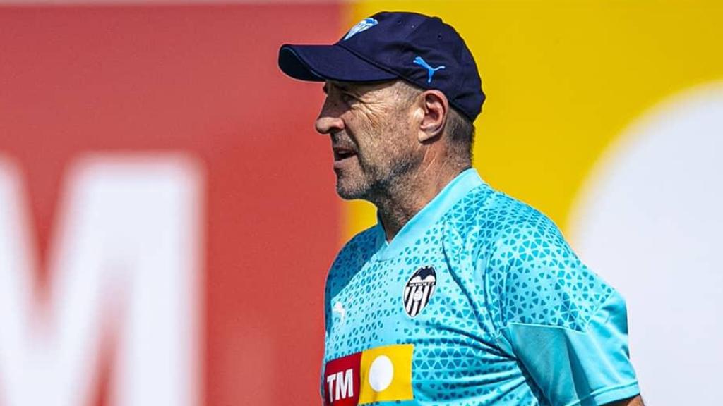 José Manuel Ochotorena, durante su última etapa en el Valencia