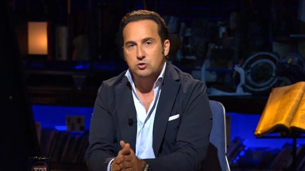 Iker Jiménez, en el cierre de 'Cuarto Milenio' este domingo.