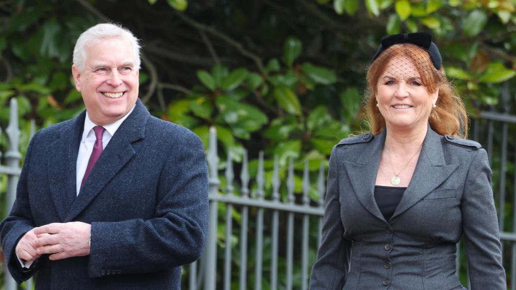 El Príncipe y su exmujer, Ferguson, en un acto público.