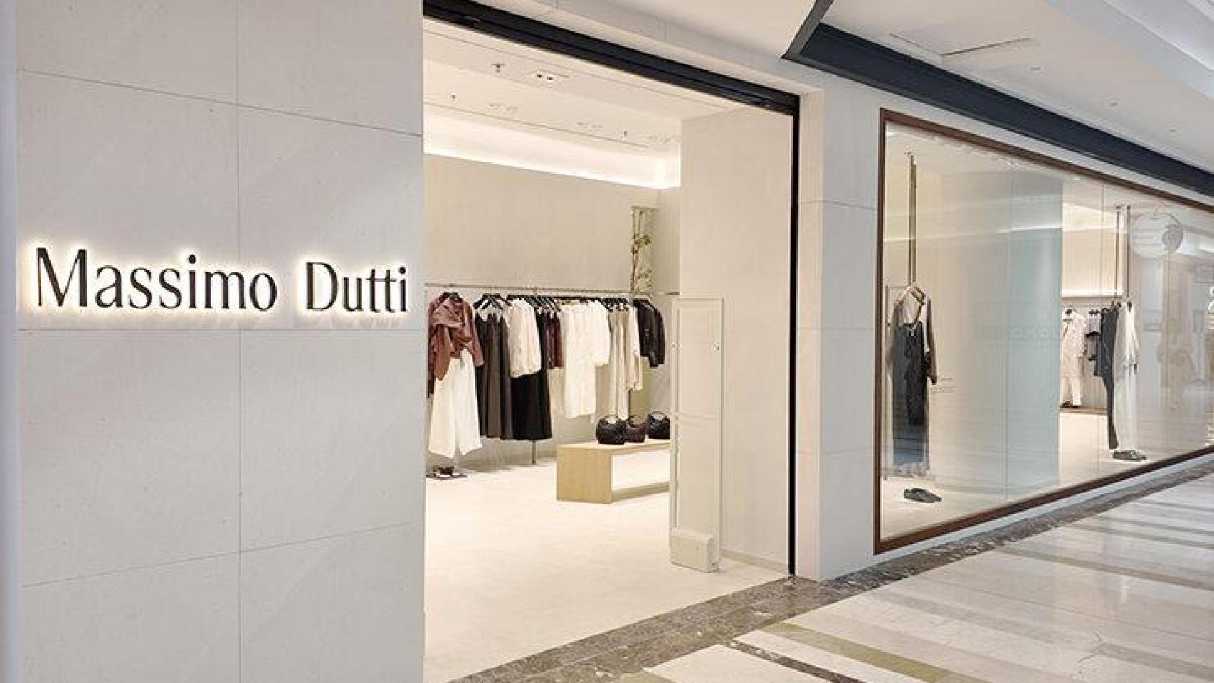 Massimo Dutti.