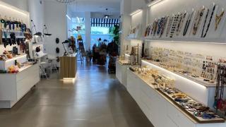 Interior de la tienda de Pamplona.