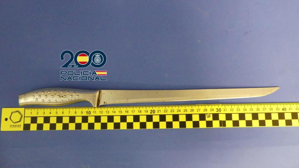 Cuchillo incautado por la Policía Nacional