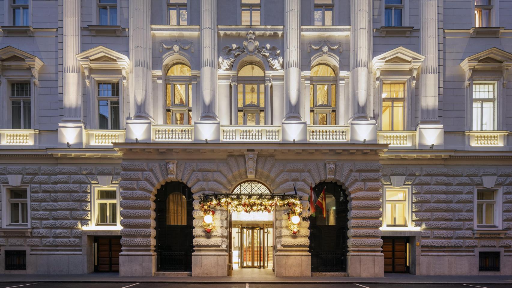 Fachada del Áurea Ana Palace Hotel.