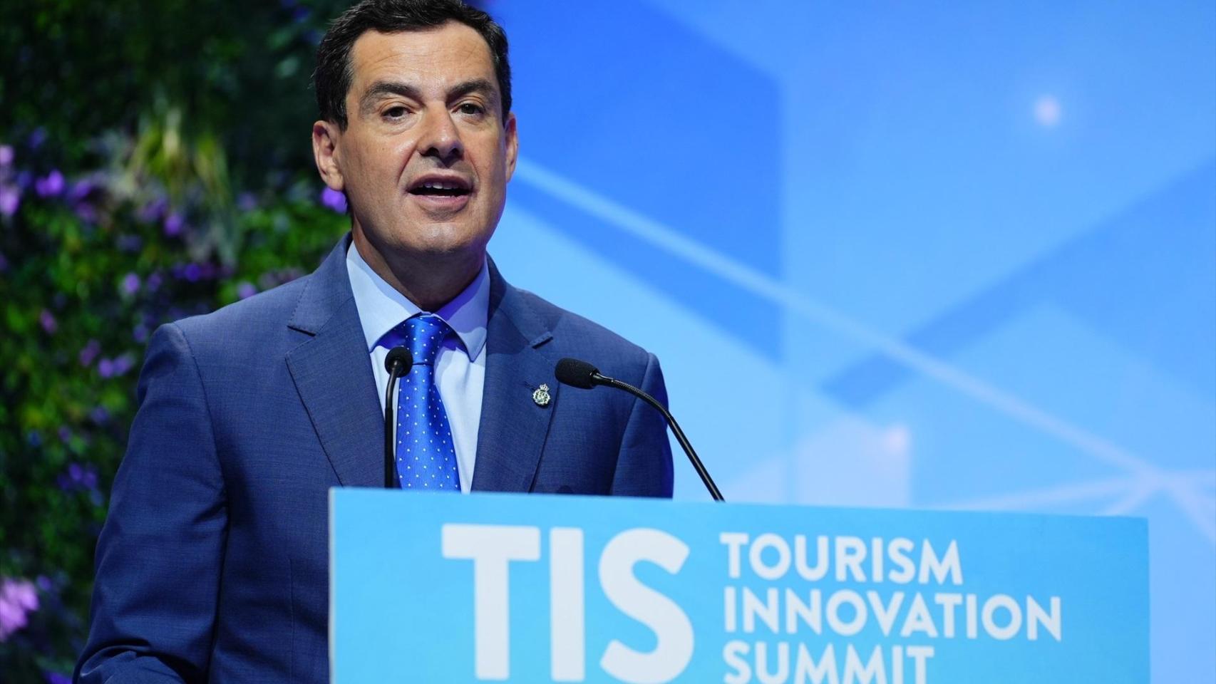 El presidente de la Junta, Juanma Moreno, en un acto este lunes.