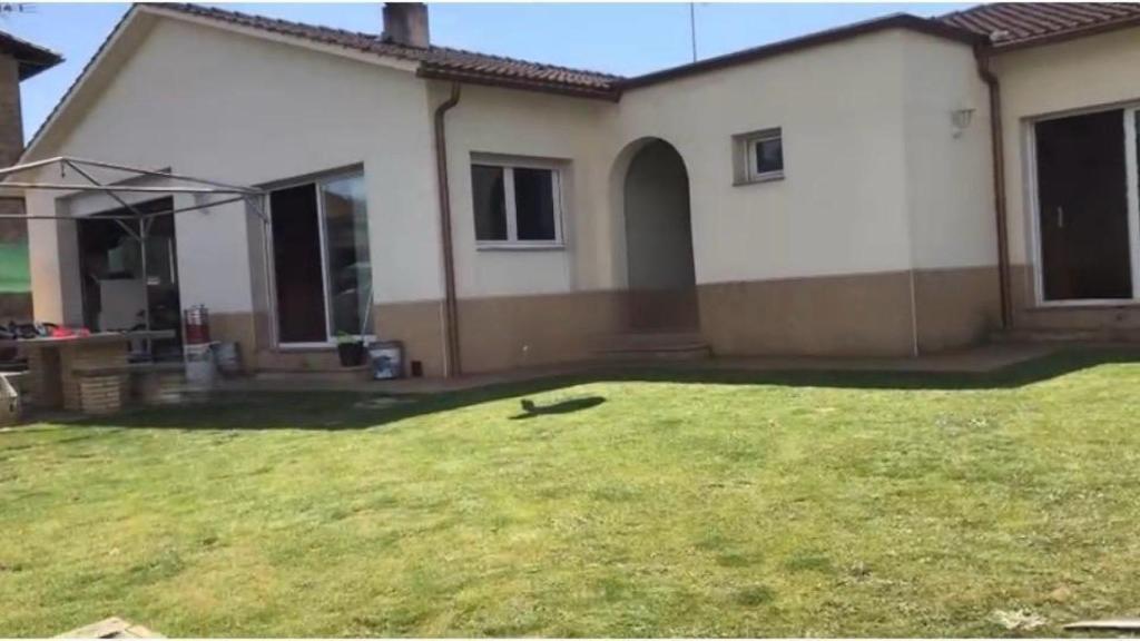 El chalé de Solsona, en una imagen cedida por los Pérez Verdejo.