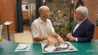 Lluis ‘Sobaval’ junto a Carlos Sobera en ‘First Dates’.