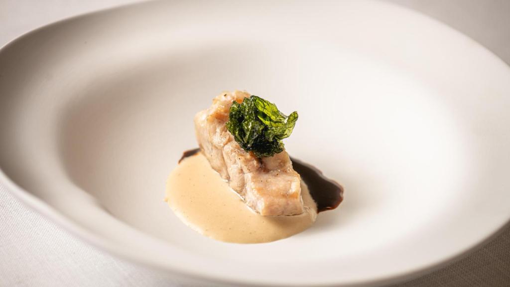 El pescado al vapor con beurre blanc.