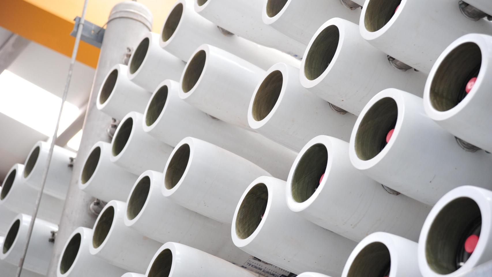 Instalaciones de una desaladora de Lantania.