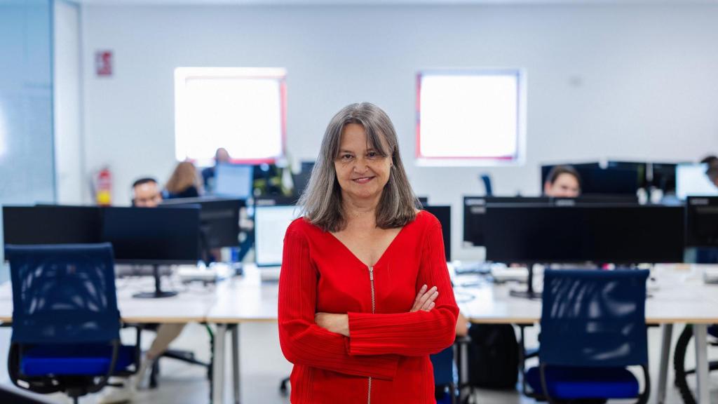 Yáñez posa en la oficina de Sogeti en Málaga Tech Park.