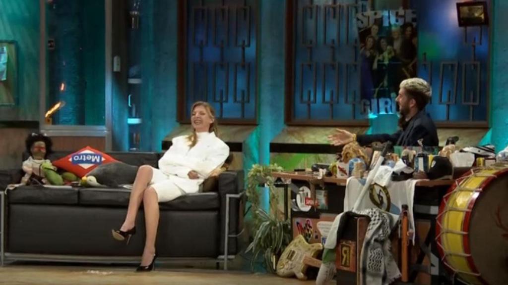 Nawja Nimri y David Broncano en 'La Revuelta'.